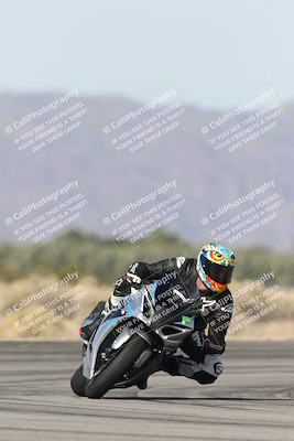 media/Nov-30-2025-TrackXperience (Sun) [[c0061d280f]]/3-Level 1/Session 3 (Turn 16)/